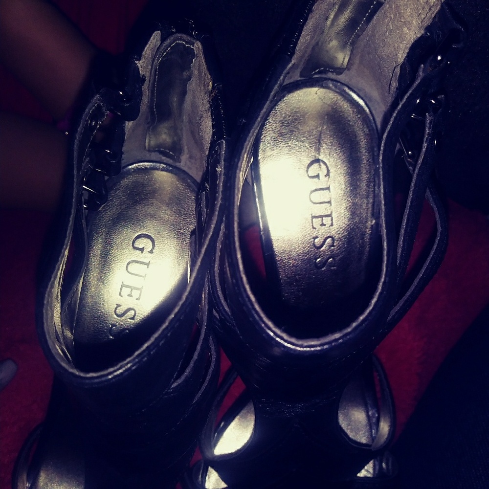 Black GUESS heels